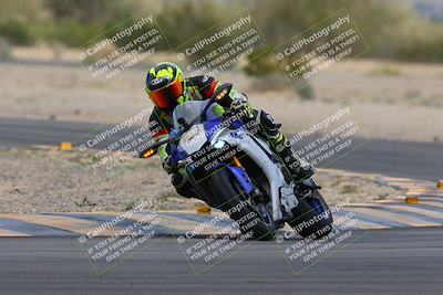 media/Mar-14-2024-Racers Edge (Thu) [[4dba5072a2]]/B Group/Session 3 Turn 4/